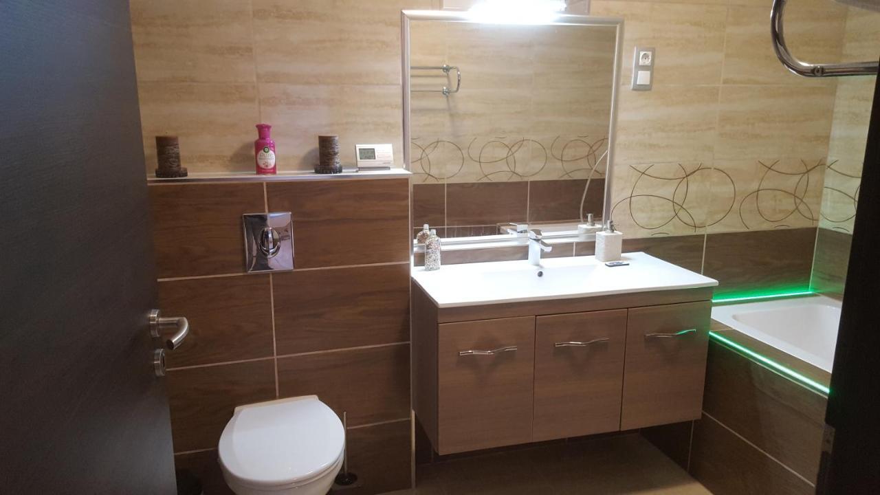 Smaragd Apartman Pecs Exterior photo